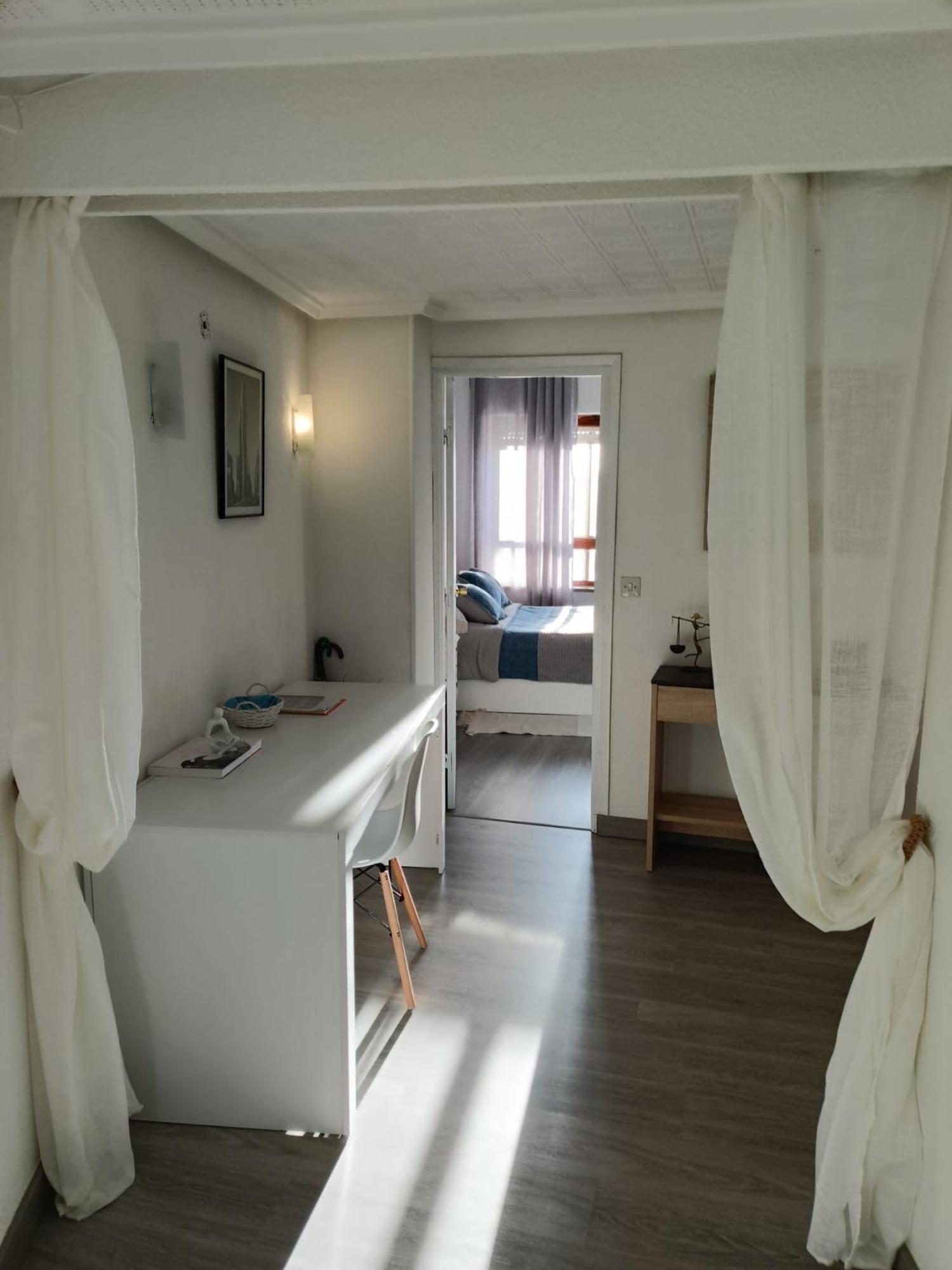 Apartamento Shenzhen En Astorga Camino De Santiago Cochera Bicis Bagian luar foto